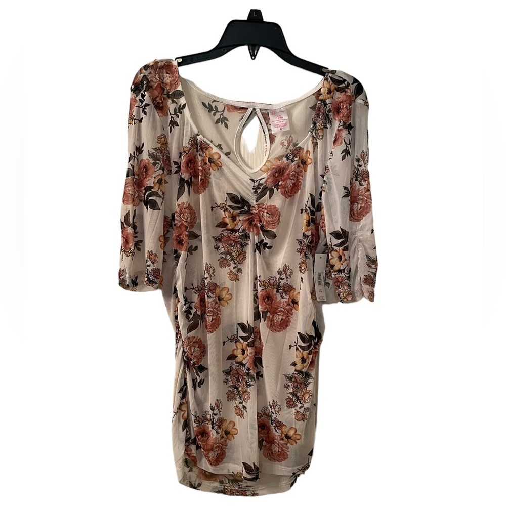 NWT No Boundaries mesh floral top, ruched. Size large‎ (11-13)